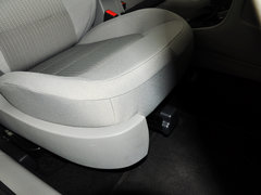 2013款 1.6L 自动 时尚型