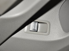 2013款 1.6L 自动 时尚型
