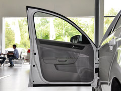 2013款 1.6L 自动 时尚型