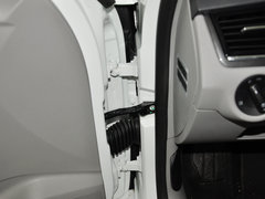 2013款 1.6L 自动 时尚型