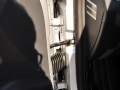 2013款 1.6L 自动 豪华型