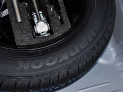 2013款 1.6L 自动 豪华型