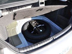 2013款 1.6L 自动 豪华型