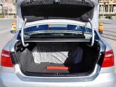 2013款 1.6L 自动 豪华型
