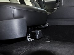 2013款 1.6L 自动 豪华型
