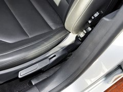 2013款 1.6L 自动 豪华型