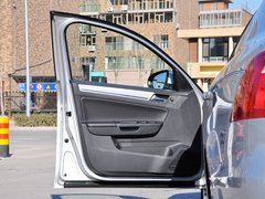 2013款 1.6L 自动 豪华型