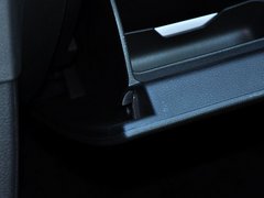 2013款 1.6L 自动 豪华型