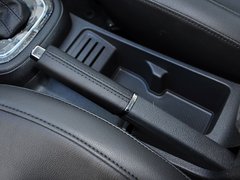 2013款 1.6L 自动 豪华型
