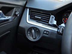 2013款 1.6L 自动 豪华型