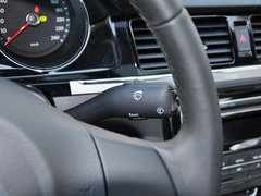 2013款 1.6L 自动 豪华型