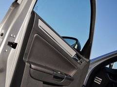 2013款 1.6L 自动 豪华型
