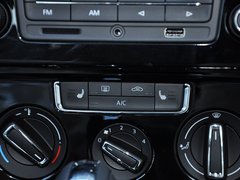 2013款 1.6L 自动 豪华型