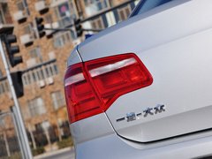 2013款 1.6L 自动 豪华型