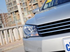 2013款 1.6L 自动 豪华型