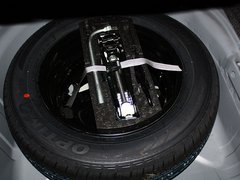 2013款 1.6L 自动 舒适型