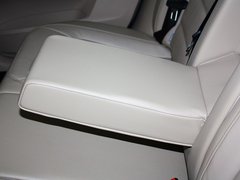 2013款 1.6L 自动 舒适型
