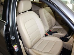 2013款 1.6L 自动 舒适型