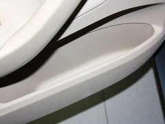 2013款 1.6L 自动 舒适型