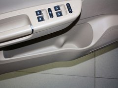 2013款 1.6L 自动 舒适型