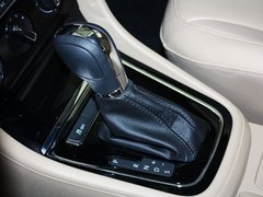 2013款 1.6L 自动 舒适型