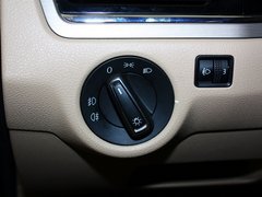 2013款 1.6L 自动 舒适型