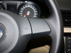 2013款 1.6L 自动 舒适型