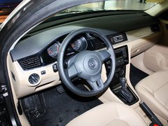 2013款 1.6L 自动 舒适型