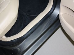 2013款 1.6L 自动 舒适型