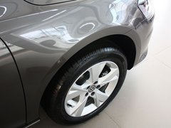 2013款 1.6L 自动 舒适型