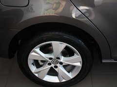 2013款 1.6L 自动 舒适型