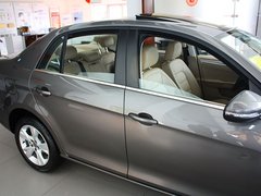 2013款 1.6L 自动 舒适型