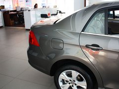 2013款 1.6L 自动 舒适型