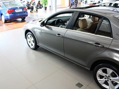 2013款 1.6L 自动 舒适型