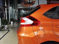 2013款 两厢 1.5L 手动 畅意版