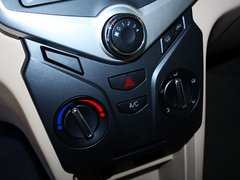 2013款 掀背 1.5L 手动 锐意版