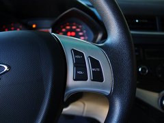 2013款 掀背 1.5L 手动 锐意版