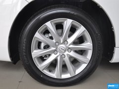 2013款 1.8L 自动 豪华版