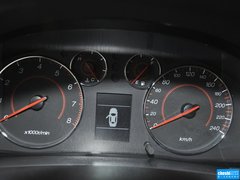2013款 1.8L 自动 豪华版