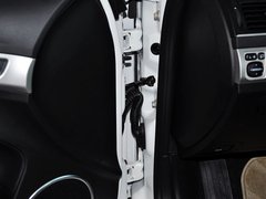 2013款 2.0L 自动 精英版