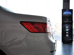 2013款 2.0L 自动 精英版