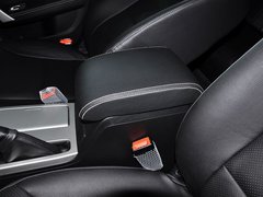 2013款 2.0L 自动 精英版