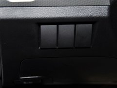 2013款 2.0L 自动 精英版