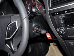 2013款 2.0L 自动 精英版