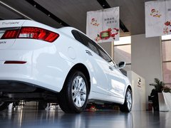 2013款 2.0L 自动 精英版