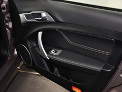 2013款 2.0L 自动 精英版