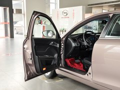 2013款 2.0L 自动 精英版
