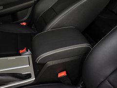 2013款 2.0L 自动 精英版