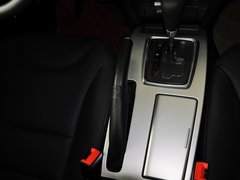 2013款 2.0L 自动 精英版