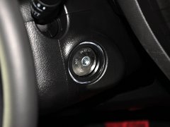 2013款 2.0L 自动 精英版